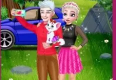 Frozen  Games, Elsa Couple Travel Selfie with Pet, Games-kids.com