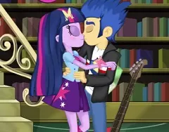 My Little Pony Games, Twilight and Flash Kissing, Games-kids.com